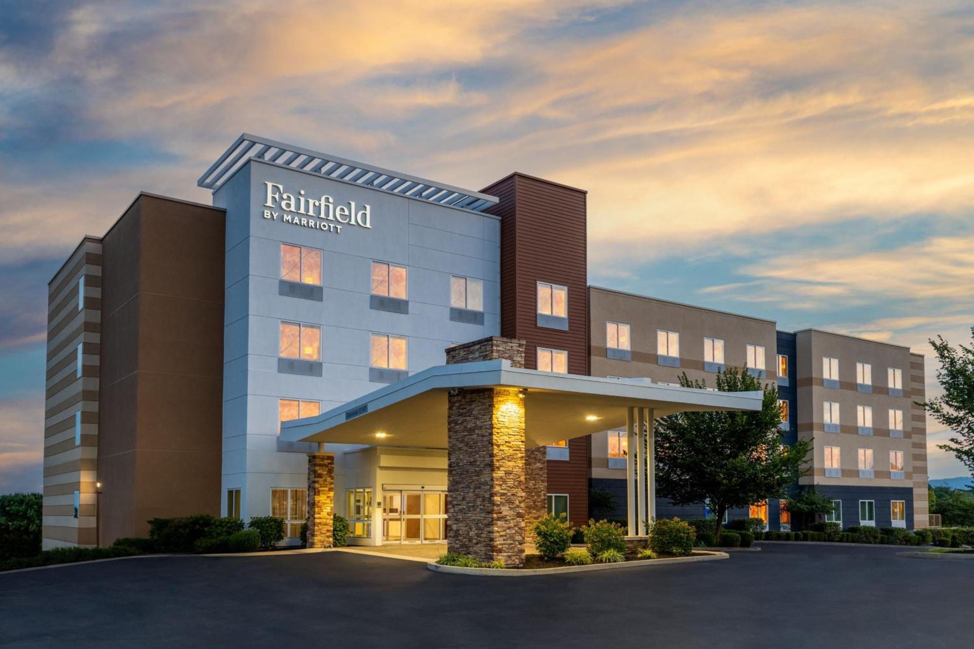 Fairfield Inn & Suites By Marriott Martinsburg Dış mekan fotoğraf
